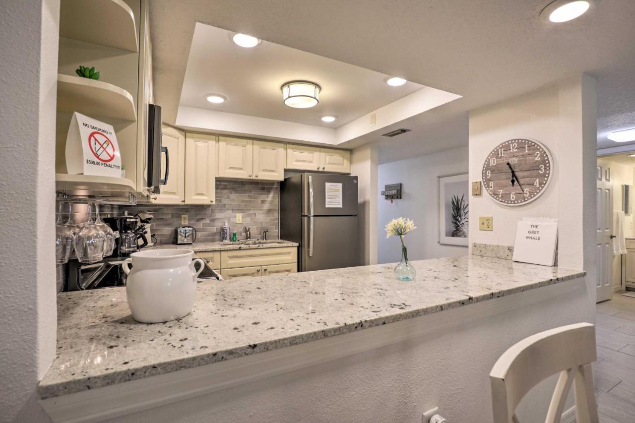 St Augustine Getaway With Porch 1 Block To Beach! Сент Августин Екстериор снимка
